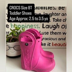 CROCS  8T (Fits 2.5 to 3.5 years old) Toddler Kids Rainboots 
Shoes